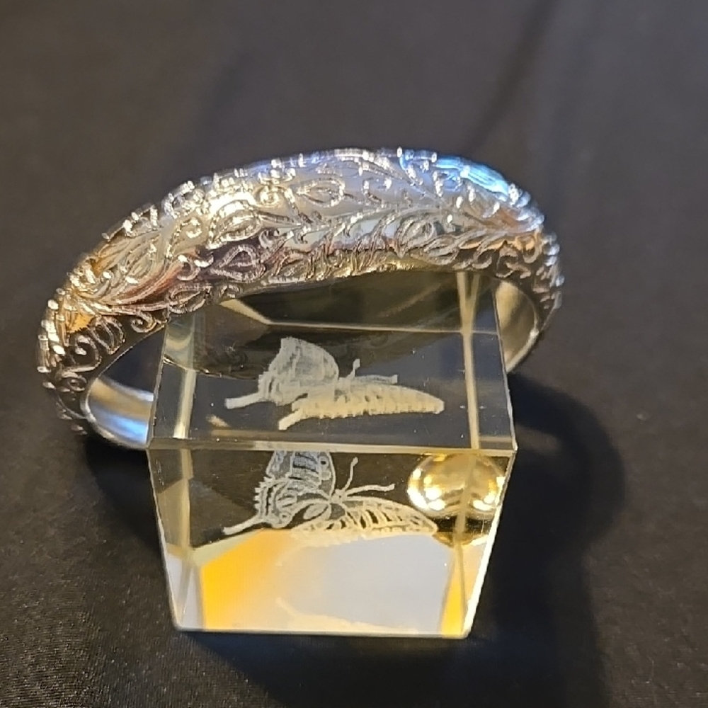 Vintage Premier Intricate Design Silver Tone Bangle Bracelet